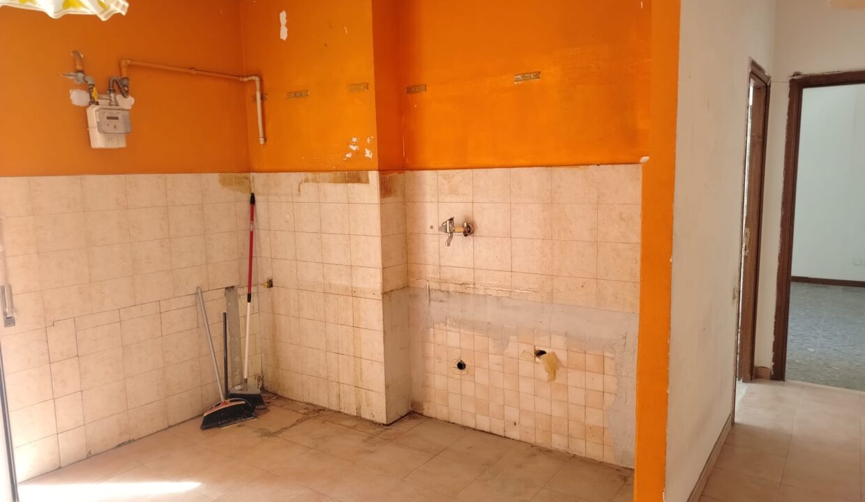 eaa440c2-94fd-4b04-aaa8-5d04d2b75b9e